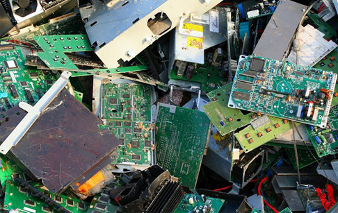 Printed circuit board recycling methods